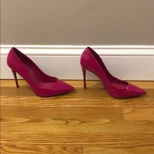 Fuscia patent leather heels